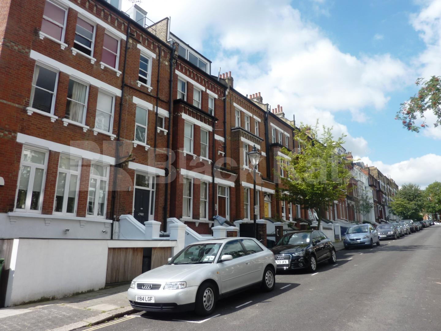 			NEW INSTRUCTION!, 1 Bedroom, 1 bath, 1 reception Flat			 Carlingford Road, HAMPSTEAD NW3